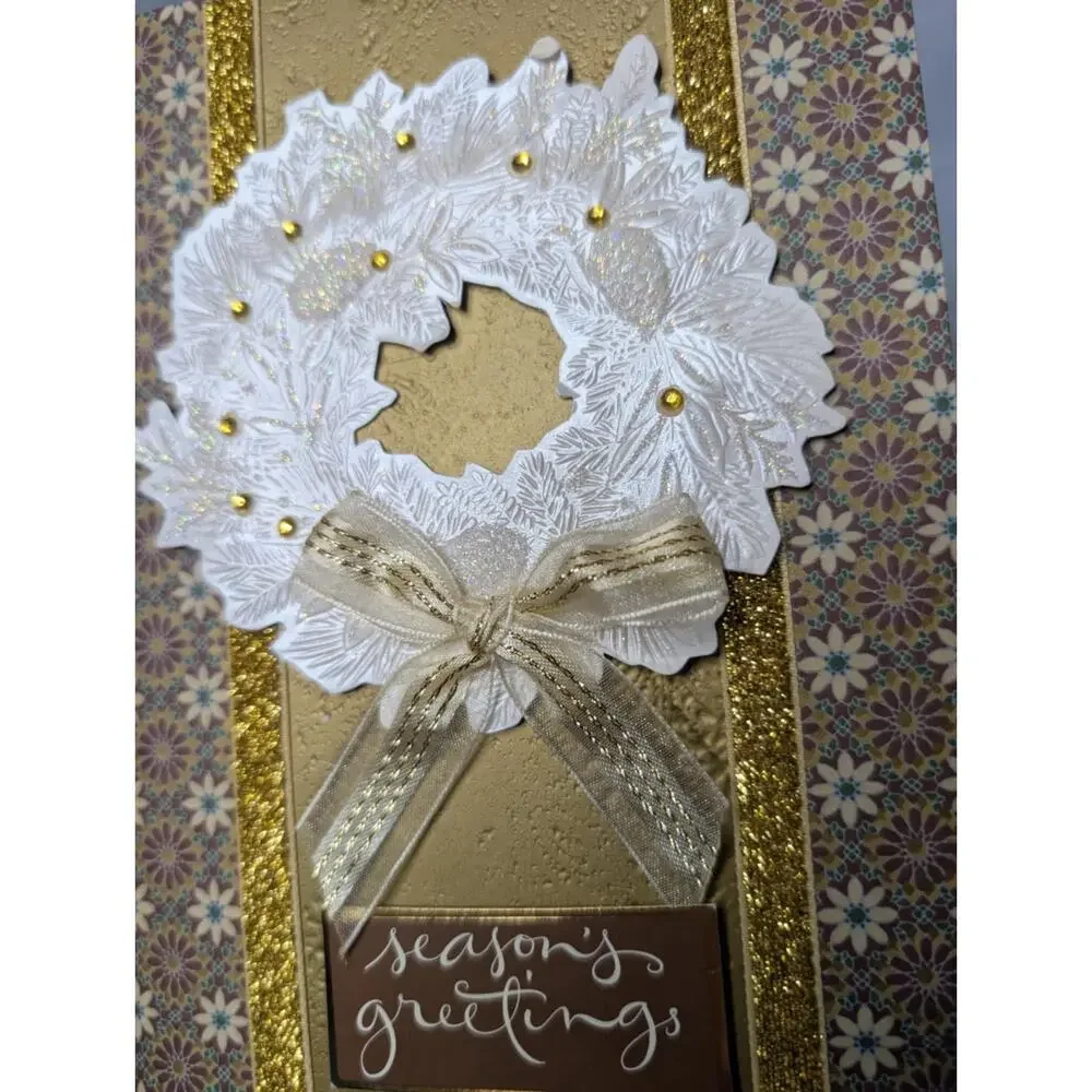 12 Elegant White Wreath Gold Embossed Hallmark Season Greetings Christmas Cards